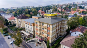 Гостиница City Hotel Miskolc  Мишкольц